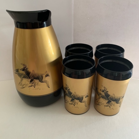 Vintage Thermo-Serv Insulated Deer Print 4 Cups & Carafe Gold & Black Hunter - Picture 1 of 11